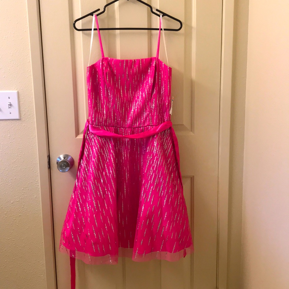 New pink dress with ❇️